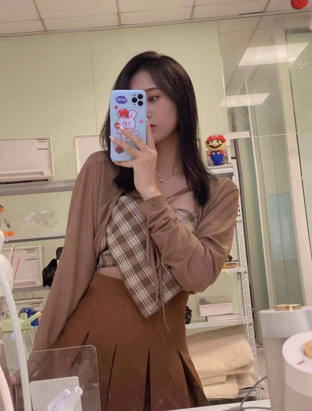 简单小妹子
